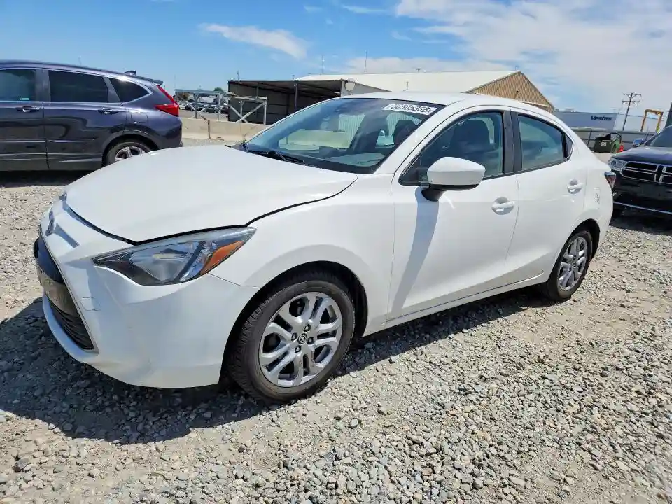 3MYDLBZV0GY117212 2016 SCION IA-0