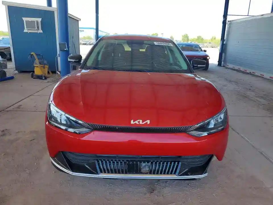 KNDC34LA2R5205108 2024 KIA ALL OTHER-4
