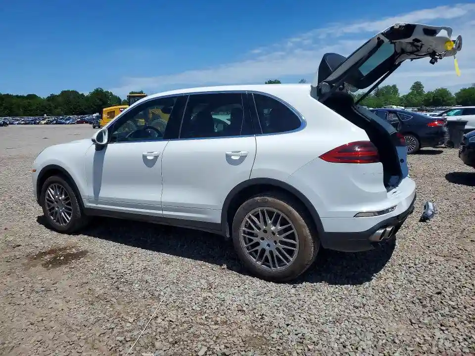 WP1AB2A25GLA95480 2016 PORSCHE CAYENNE-1