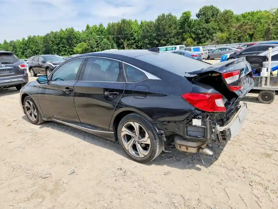 1HGCV1F43JA181803 2018 HONDA ACCORD-1