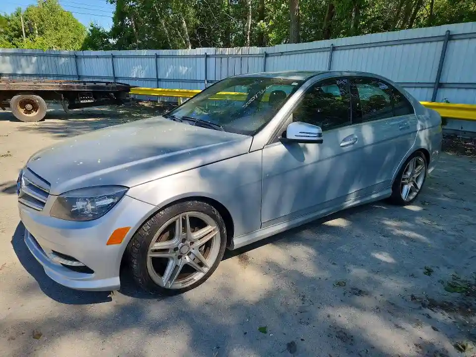 WDDGF8BB9BR148615 2011 MERCEDES-BENZ C-CLASS-0