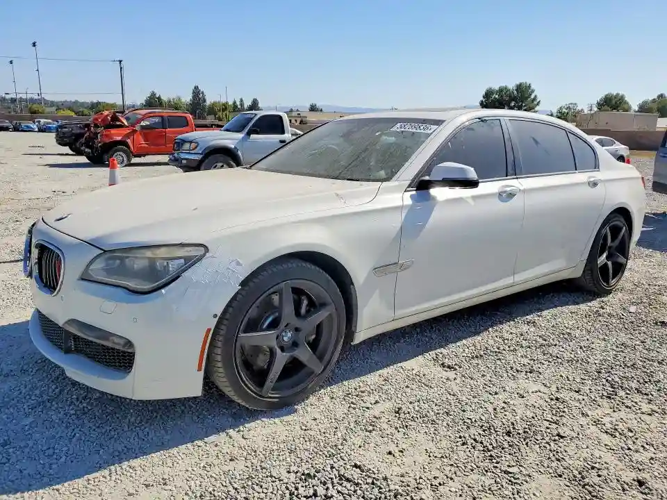 WBAYE8C58FD781620 2015 BMW 7 SERIES-0