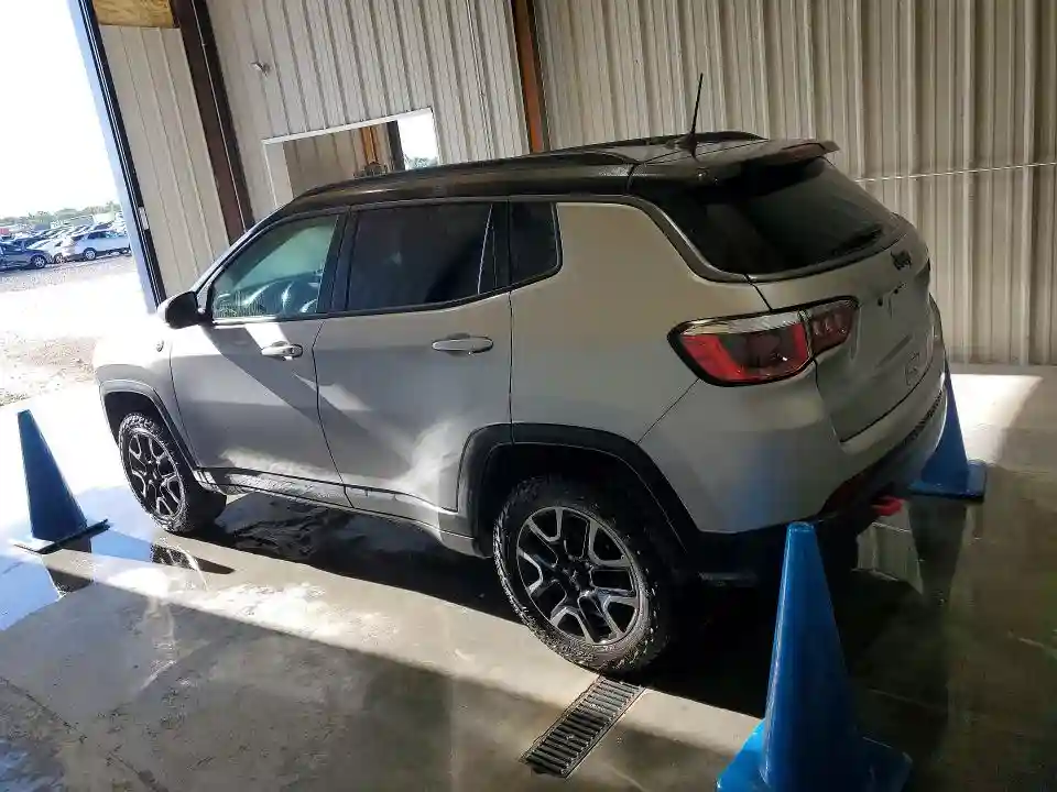 3C4NJDDB2KT712909 2019 JEEP COMPASS-1