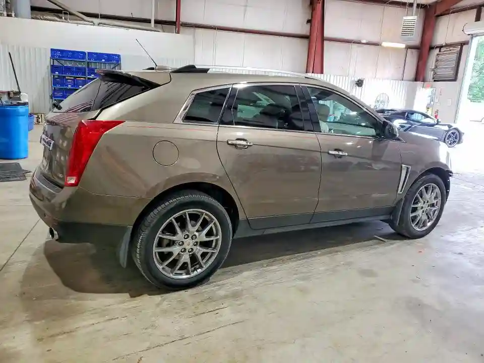 3GYFNDE31FS529085 2015 CADILLAC SRX-2