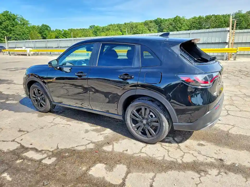 3CZRZ1H55TM704807 2026 HONDA HR-V-1