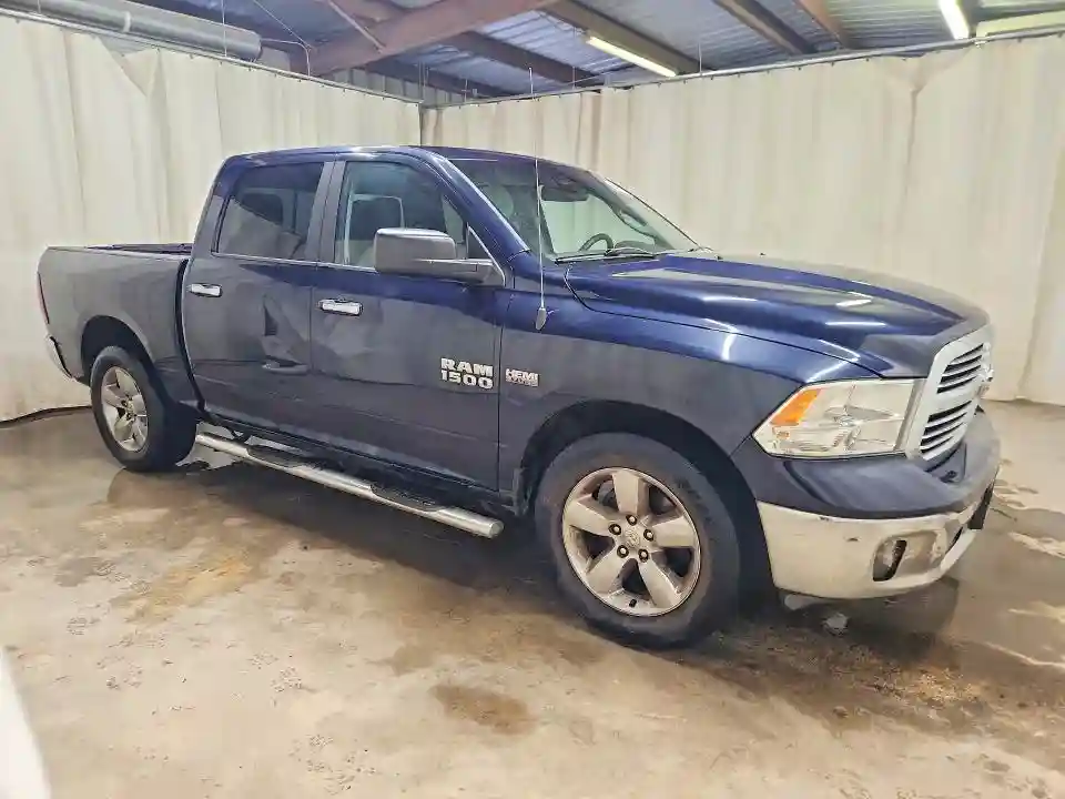 1C6RR6LT2ES456932 2014 RAM 1500-3