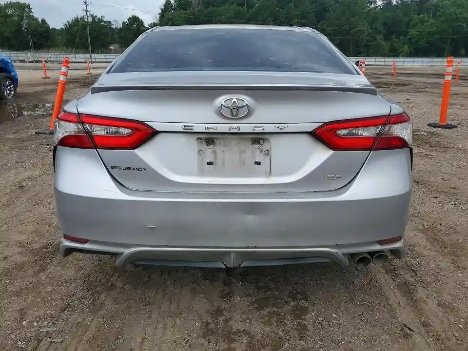 4T1B11HK9JU015345 2018 TOYOTA CAMRY-5