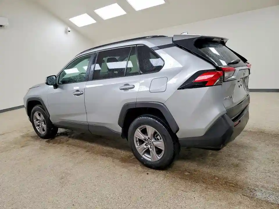 2T3P1RFV0SW543575 2025 TOYOTA RAV4-1