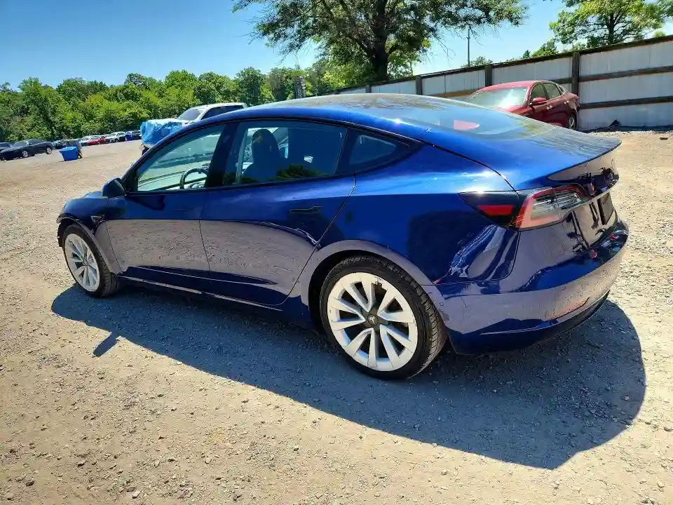 5YJ3E1EA4NF370446 2022 TESLA MODEL 3-1