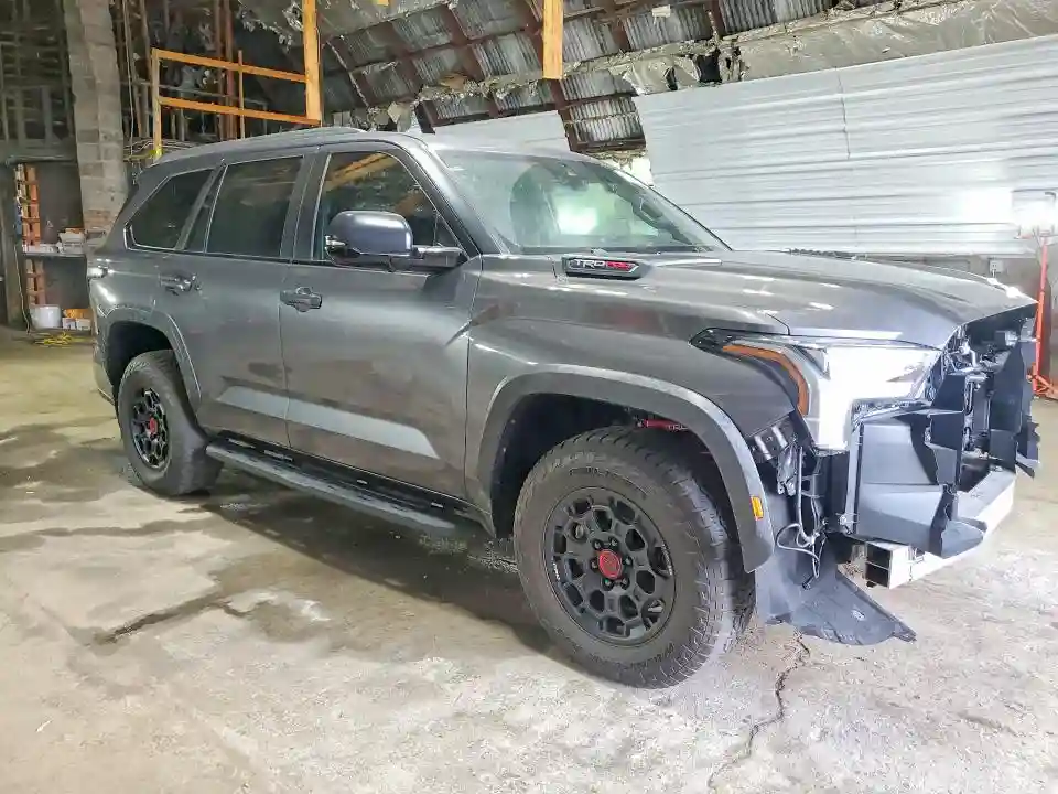 7SVAAABA7RX046755 2024 TOYOTA SEQUOIA-3