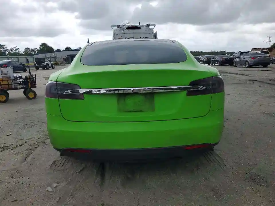 5YJSA1E20GF126716 2016 TESLA MODEL S-5
