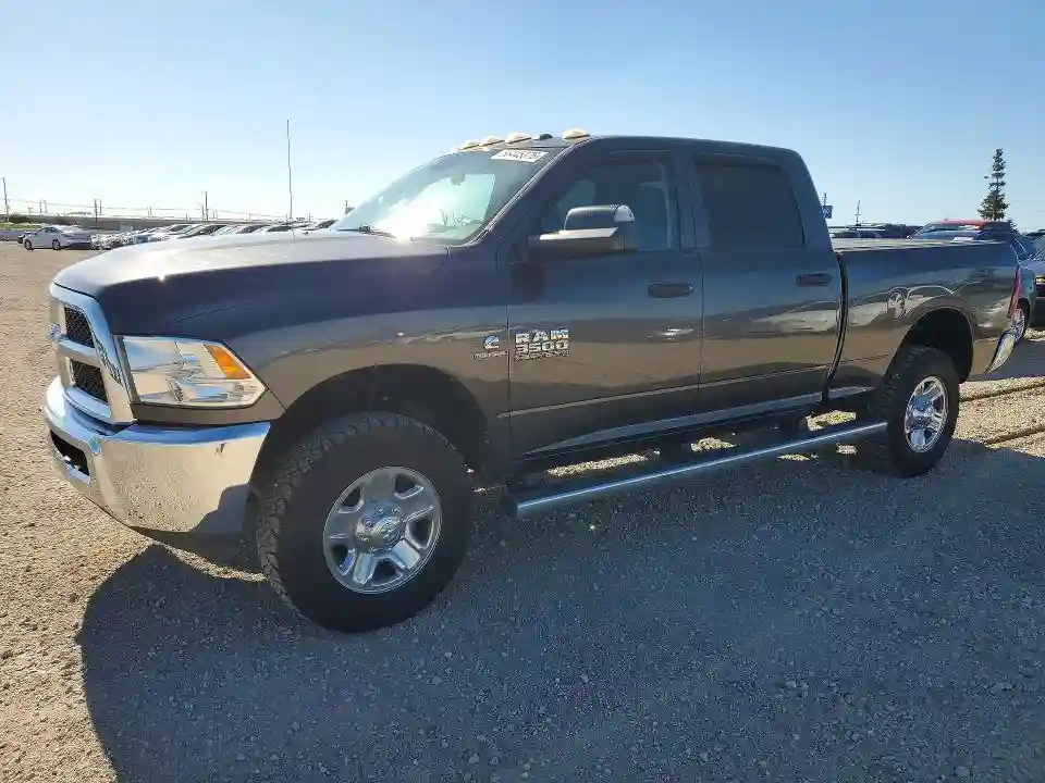 3C63R3CL7HG550109 2017 RAM 3500-0
