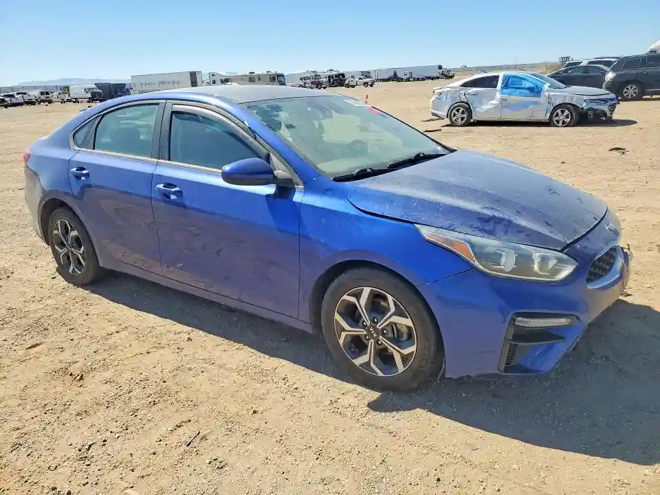 3KPF24AD4ME317080 2021 KIA FORTE LXS-3