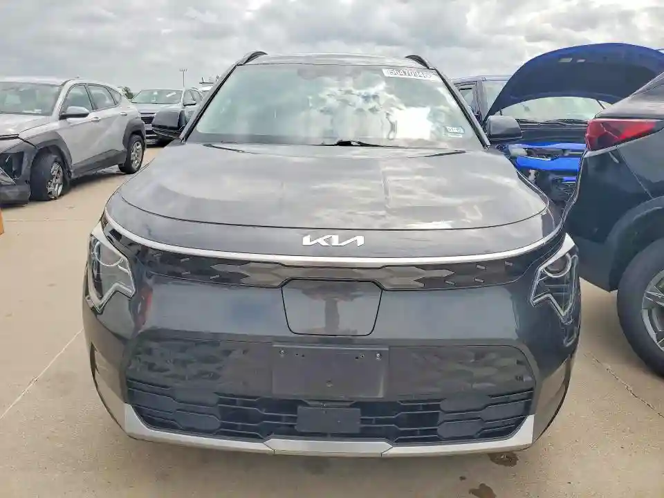 KNDCR3L16R5102153 2024 KIA NIRO-4