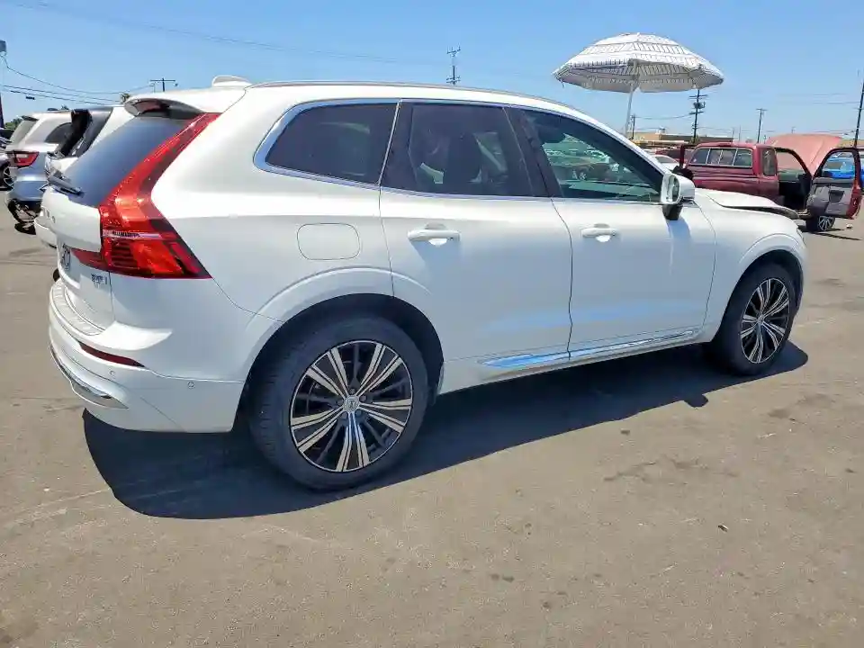 YV4L12DA1P1239521 2023 VOLVO XC60 ULTIM-2