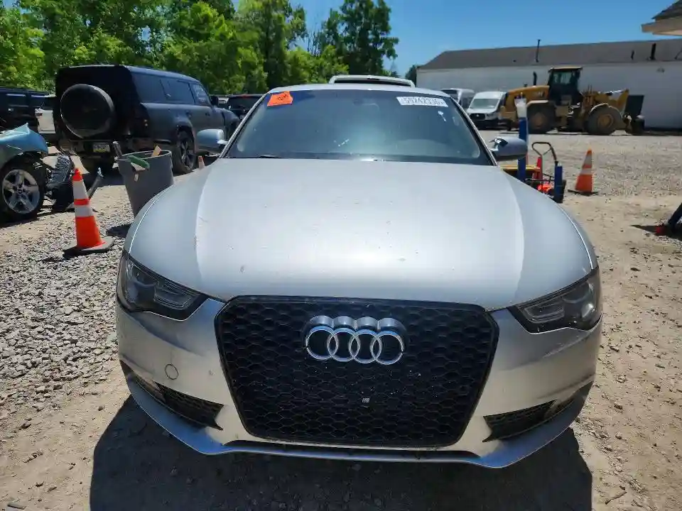 WAULFAFRXDA001158 2013 AUDI A5-4