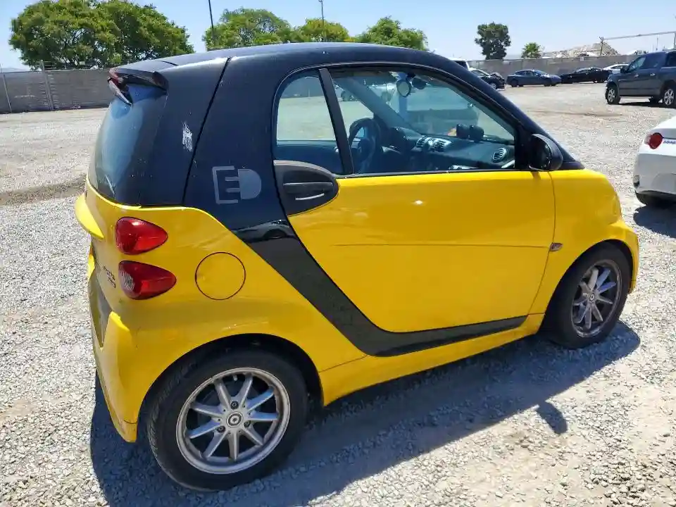 WMEEJ9AAXGK843380 2016 SMART FORTWO-2
