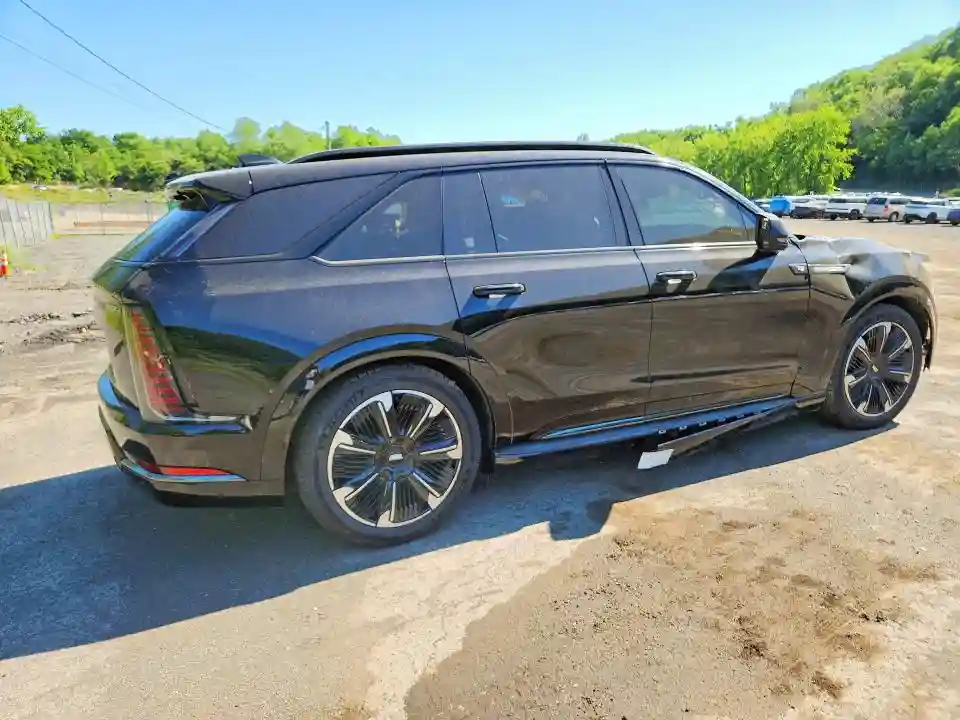 1GYTEFKL1SU100607 2025 CADILLAC ESCALADE I-2