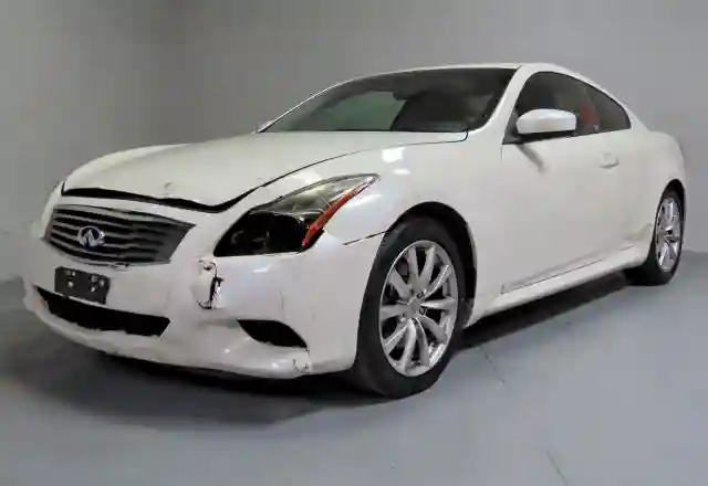 JN1CV6EK0FM870654 2015 INFINITI Q60-1