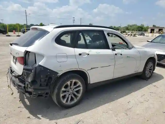WBAVL1C5XFVY30603 2015 BMW X1-2