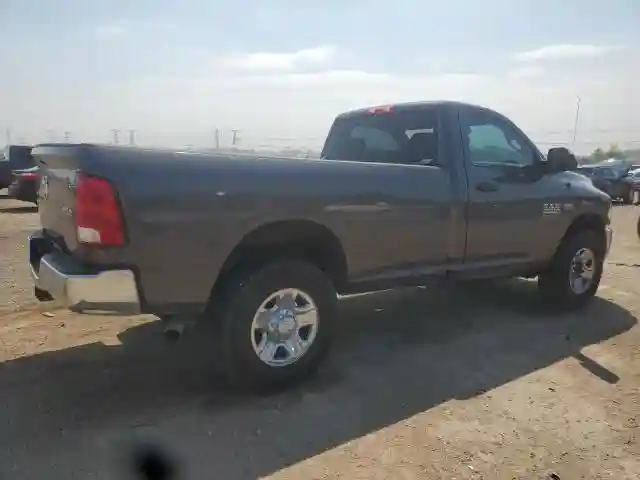 3C63R3AJ1JG132166 2018 RAM 3500-2
