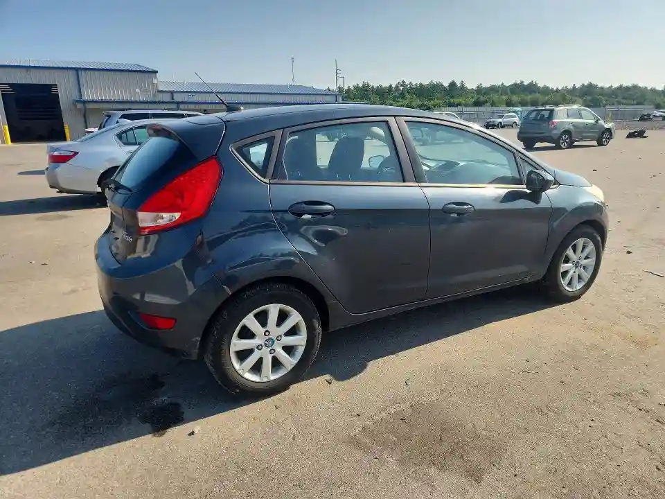 3FADP4EJ0BM223036 2011 FORD FIESTA-2