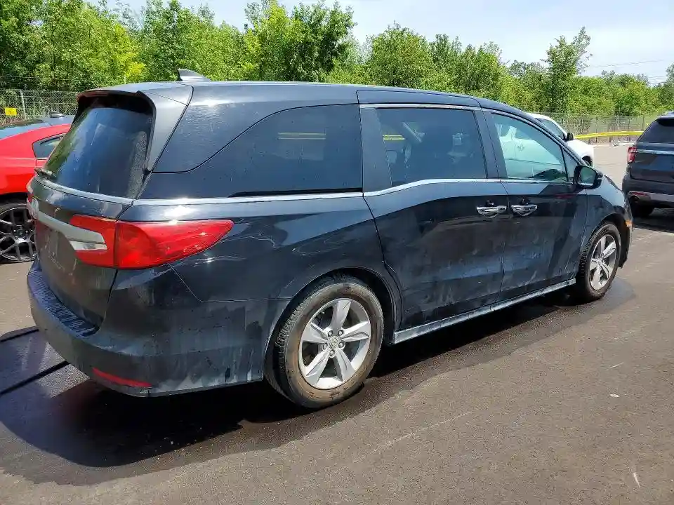 5FNRL6H52JB008637 2018 HONDA ODYSSEY-2