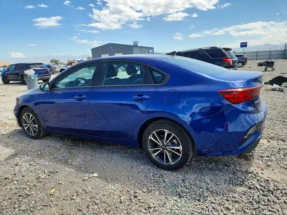 3KPF24AD6PE526891 2023 KIA FORTE-1