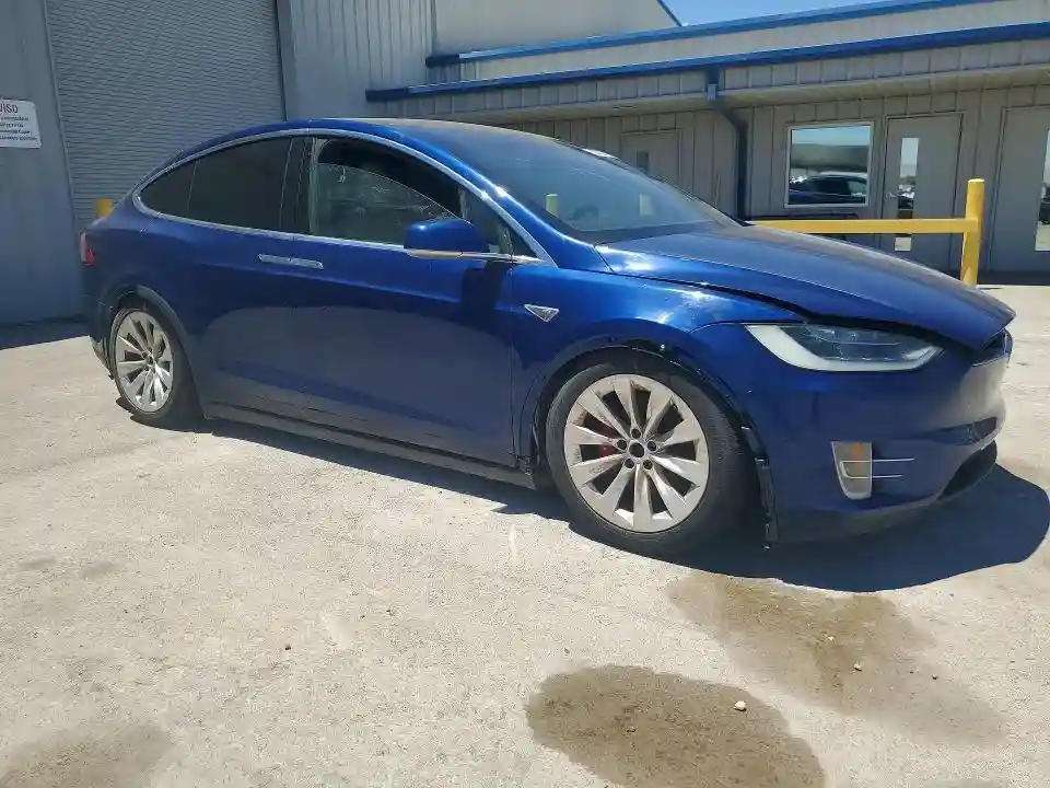 5YJXCBE4XGF006994 2016 TESLA MODEL X-3