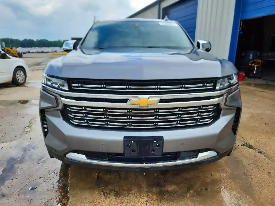 1GNSKFKD6NR135807 2022 CHEVROLET SUBURBAN-4