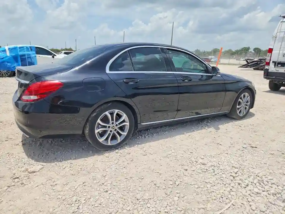 55SWF4JB5JU246804 2018 MERCEDES-BENZ C-CLASS-2