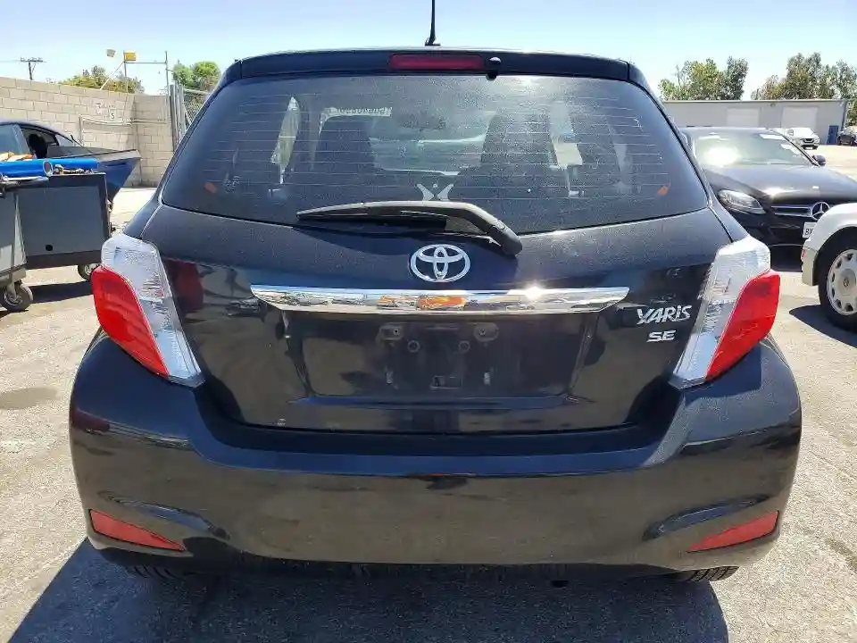 JTDJTUD32CD505266 2012 TOYOTA YARIS-5