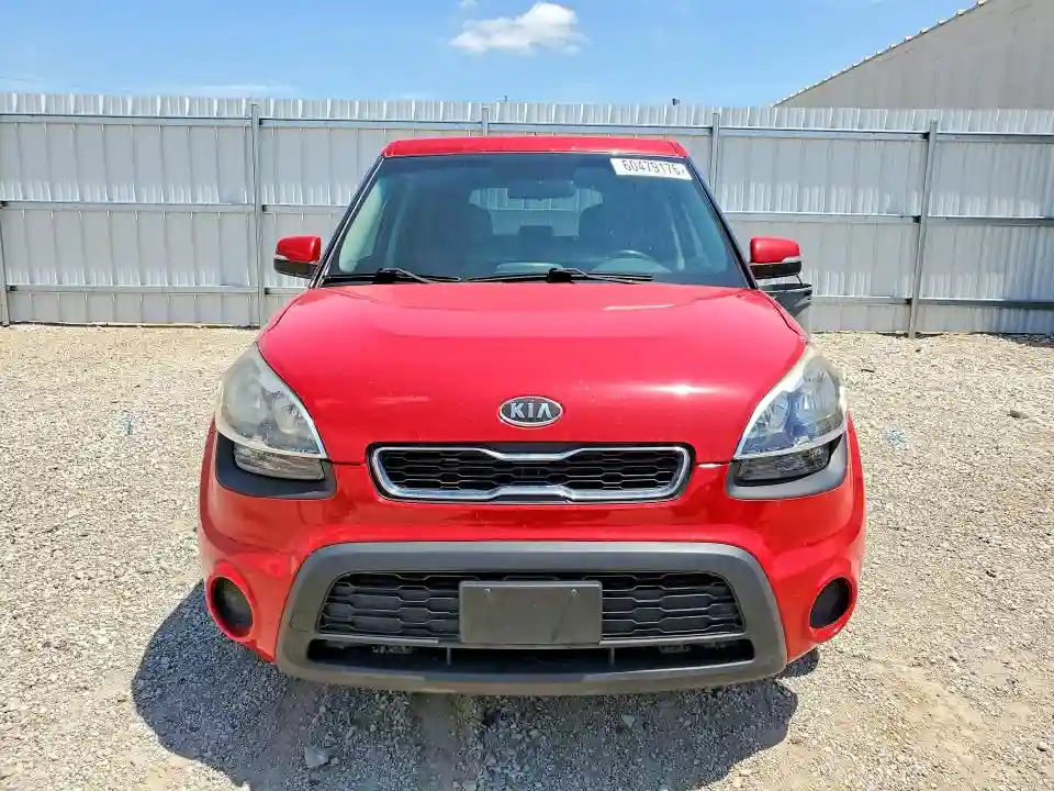 KNDJT2A65C7449731 2012 KIA SOUL-4