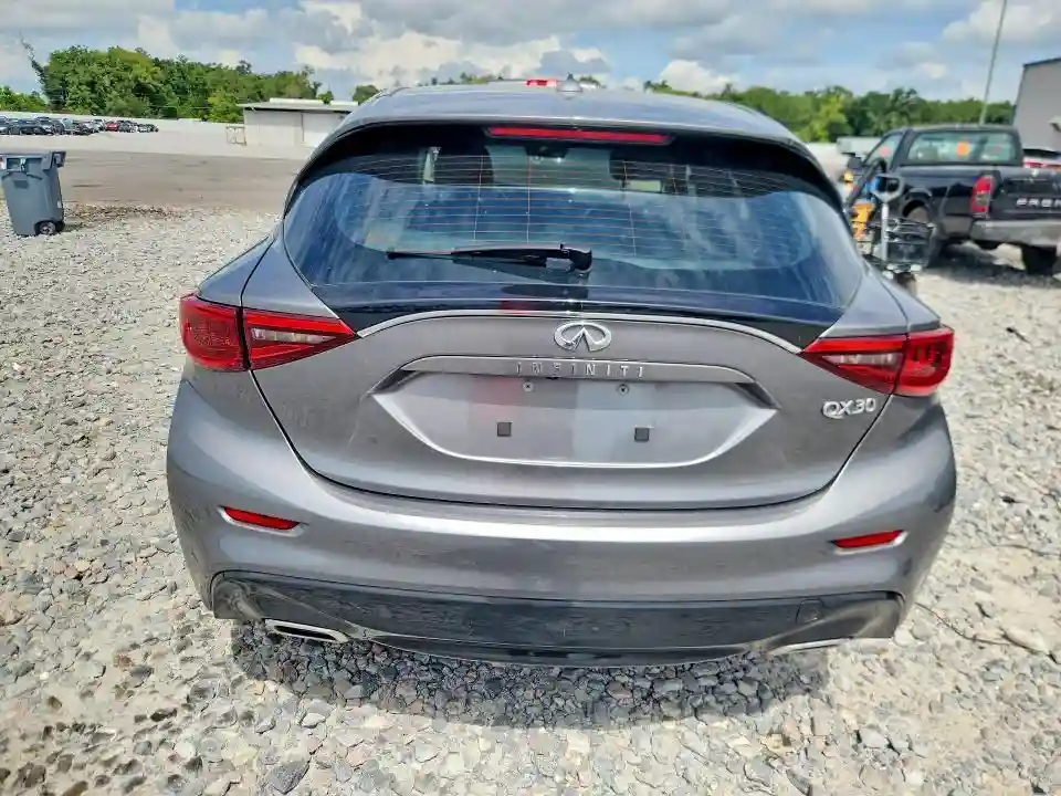 SJKCH5CP4JA056396 2018 INFINITI QX30-5