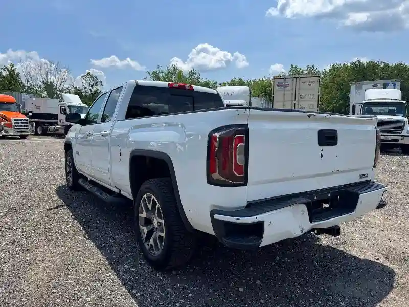 1GTV2NEC2JZ180238 2018 GMC SIERRA-2