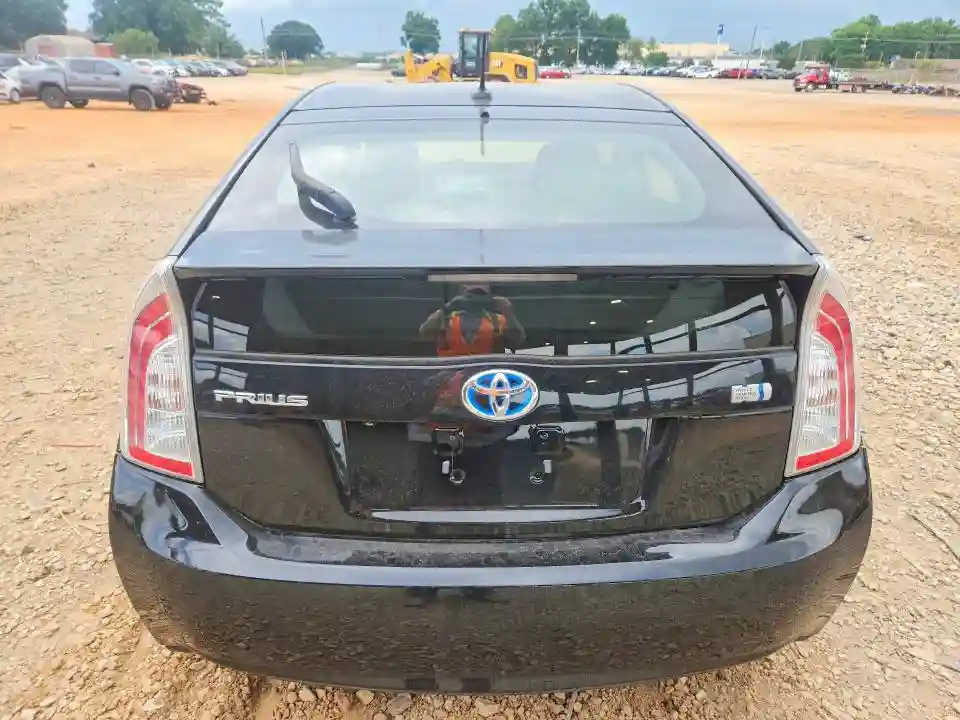JTDKN3DU9E0390581 2014 TOYOTA PRIUS-5