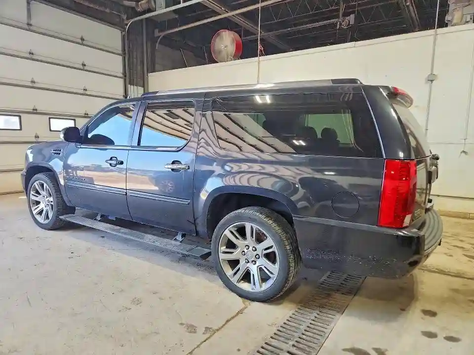 1GYS4KEF6BR155814 2011 CADILLAC ESCALADE-1