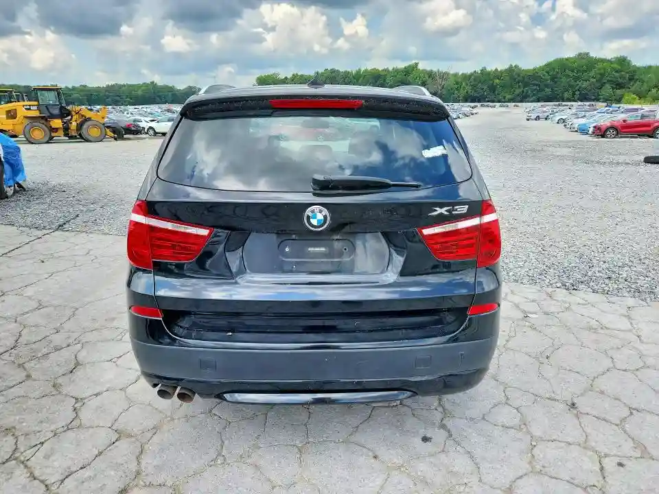 5UXWX5C55BL706729 2011 BMW X3-5