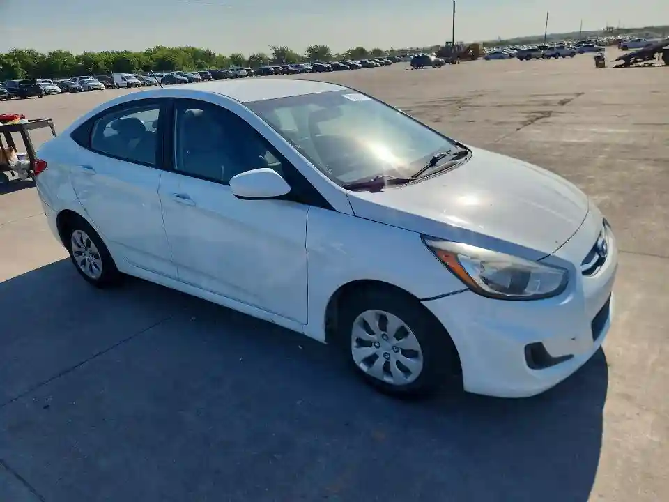 KMHCT4AE5GU075832 2016 HYUNDAI ACCENT-3