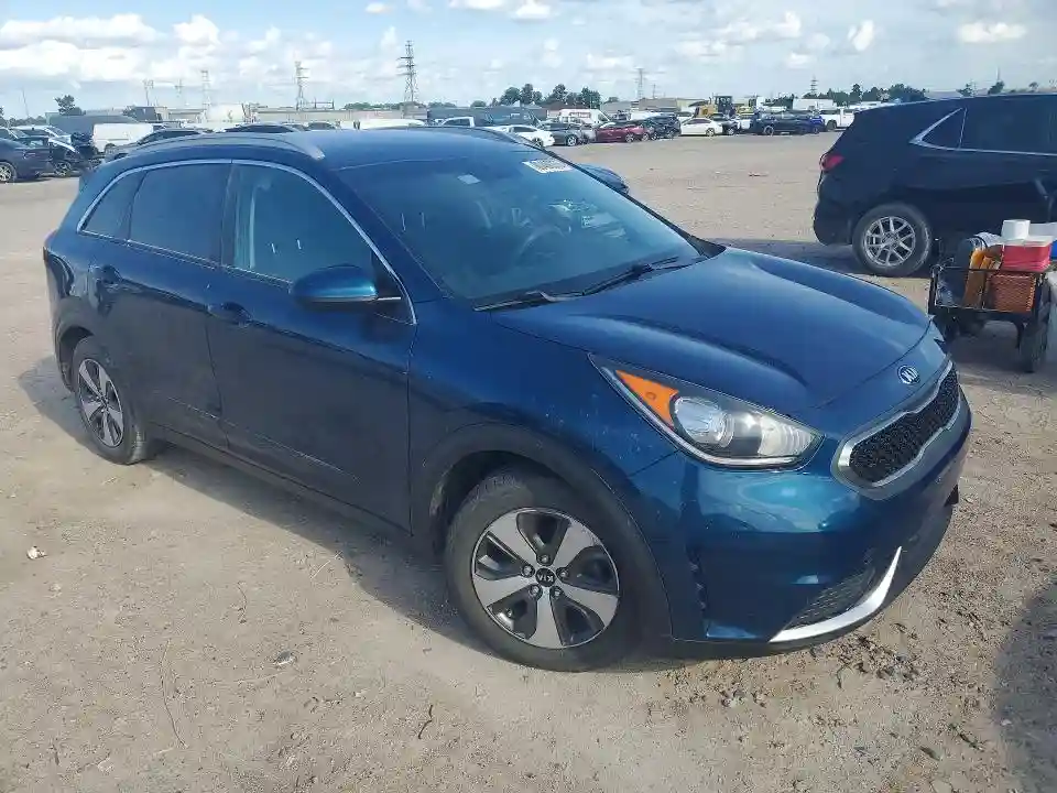 KNDCB3LCXJ5170692 2018 KIA NIRO-3