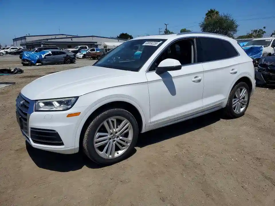 WA1BNAFY5J2247379 2018 AUDI Q5-0