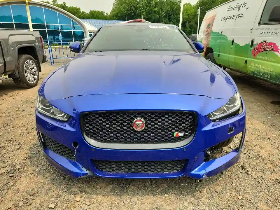 SAJAM4FV0KCP43828 2019 JAGUAR XE-4