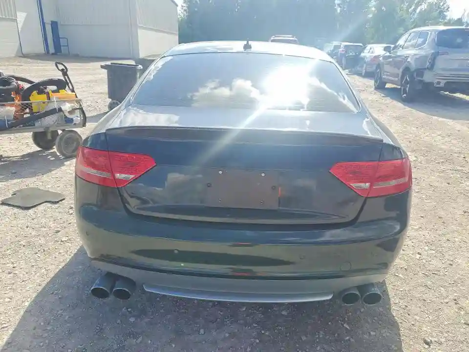 WAUVVAFR6BA011436 2011 AUDI S5/RS5-5