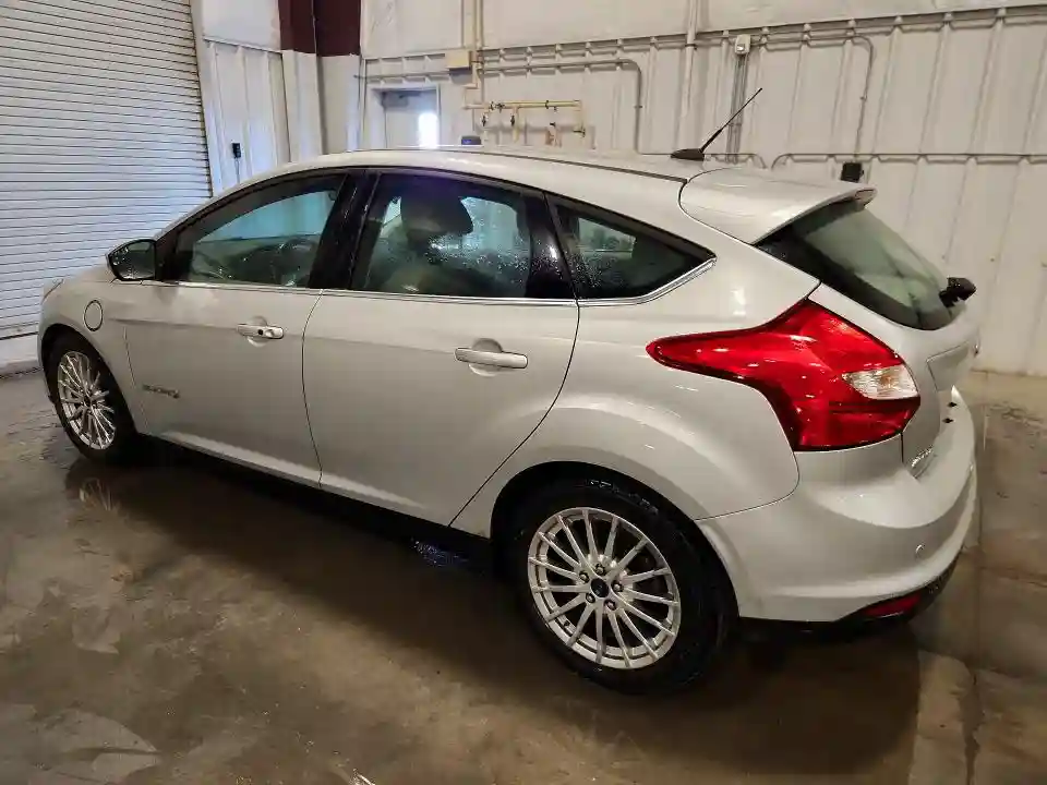 1FADP3R4XEL330308 2014 FORD FOCUS-1