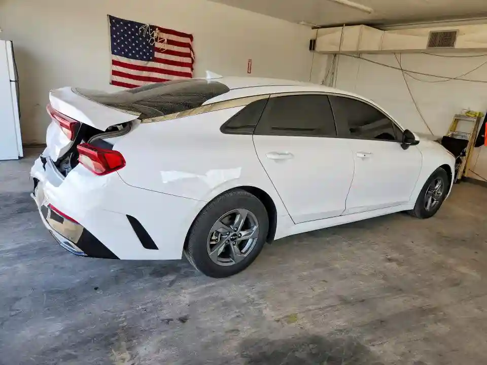 5XXG14J23PG170462 2023 KIA K5-2
