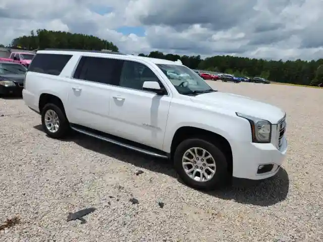 1GKS1GKC8JR393298 2018 GMC YUKON-3