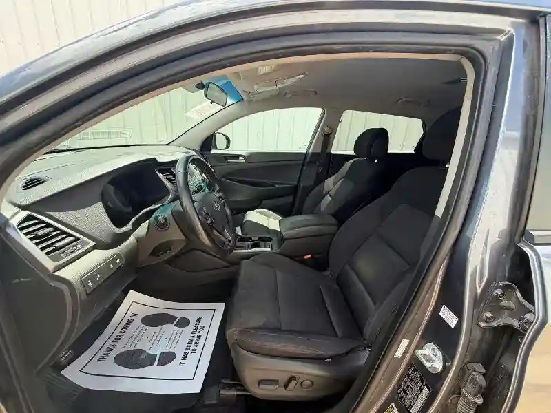 KM8J33A27GU111902 2016 HYUNDAI TUCSON-4