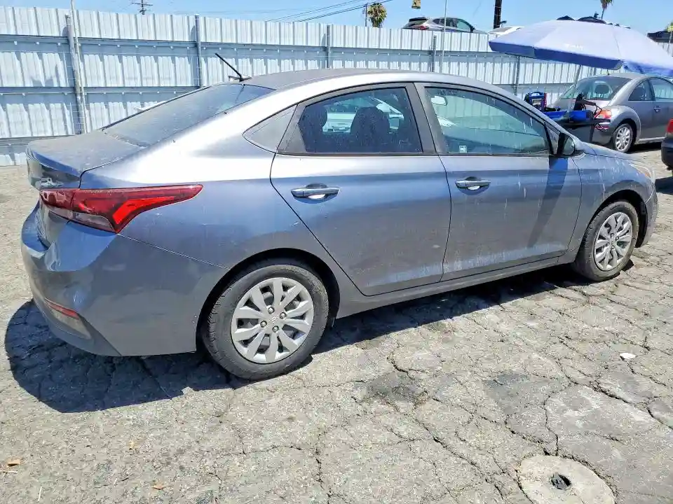 3KPC24A36JE026439 2018 HYUNDAI ACCENT-2