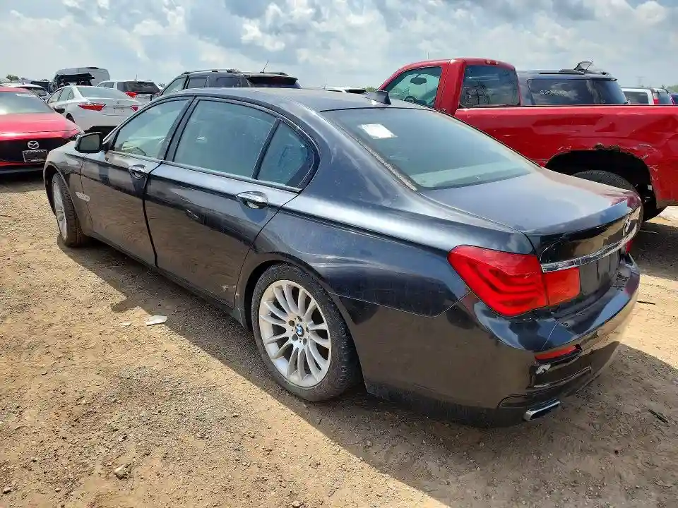 WBAKC8C52BC432657 2011 BMW 7 SERIES-1