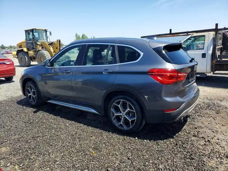 WBXHT3C31G5F64616 2016 BMW X1-1
